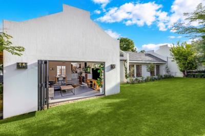 Cluster House For Sale in Lonehill, Sandton