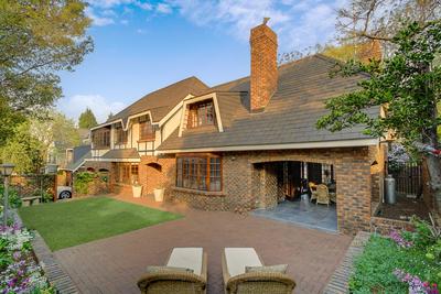 Cluster House For Sale in Lonehill, Sandton