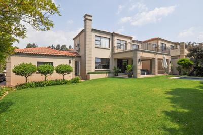 Townhouse For Rent in Fourways, Sandton