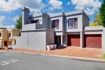 House For Sale in Lonehill, Sandton