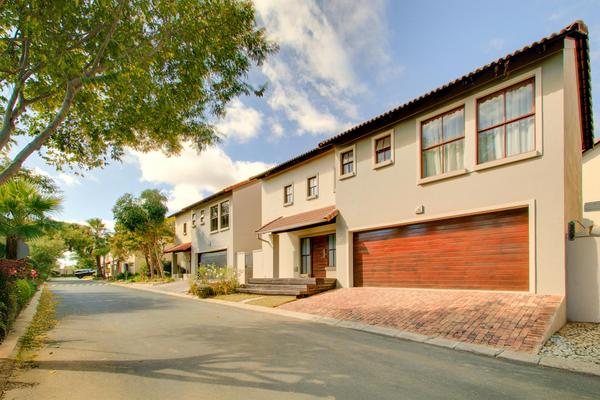 Cluster House For Rent in Dainfern, Dainfern