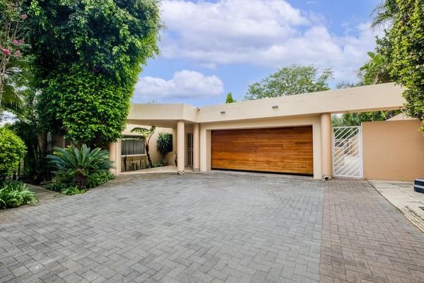 House For Sale in Lonehill, Sandton