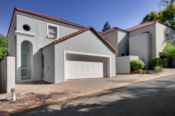 Cluster House For Rent in Dainfern Golf Estate, Dainfern
